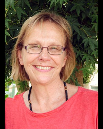 Robyn L Philip